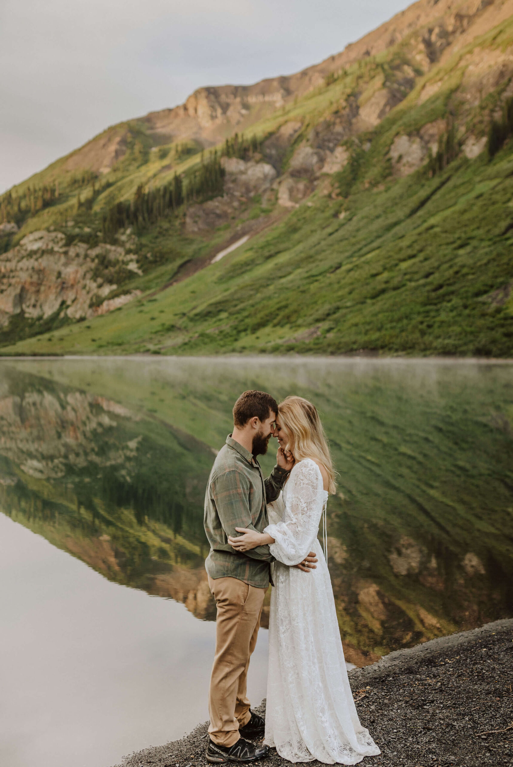 couple having a Crested Butte elopement