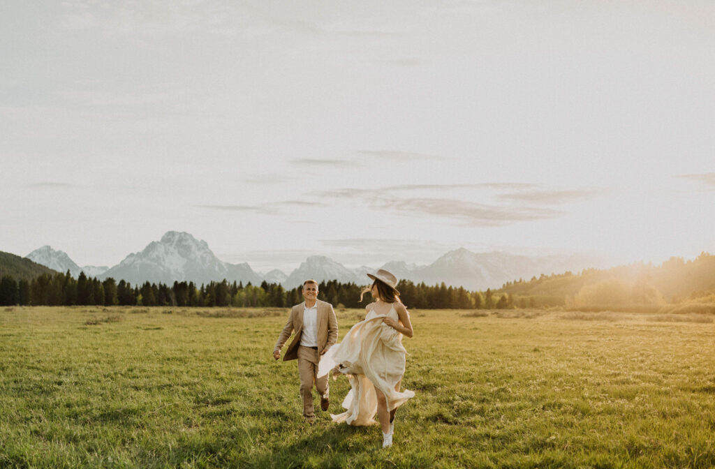 couple eloping in Grand Tetons
